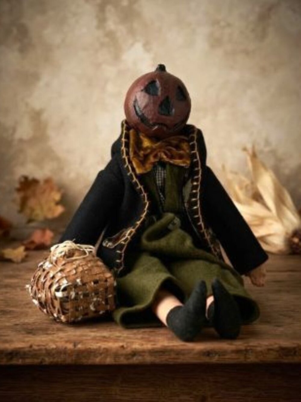 VTG Artist Designed FALL/Halloween Pumpkin Head Man FOLK ART 24"